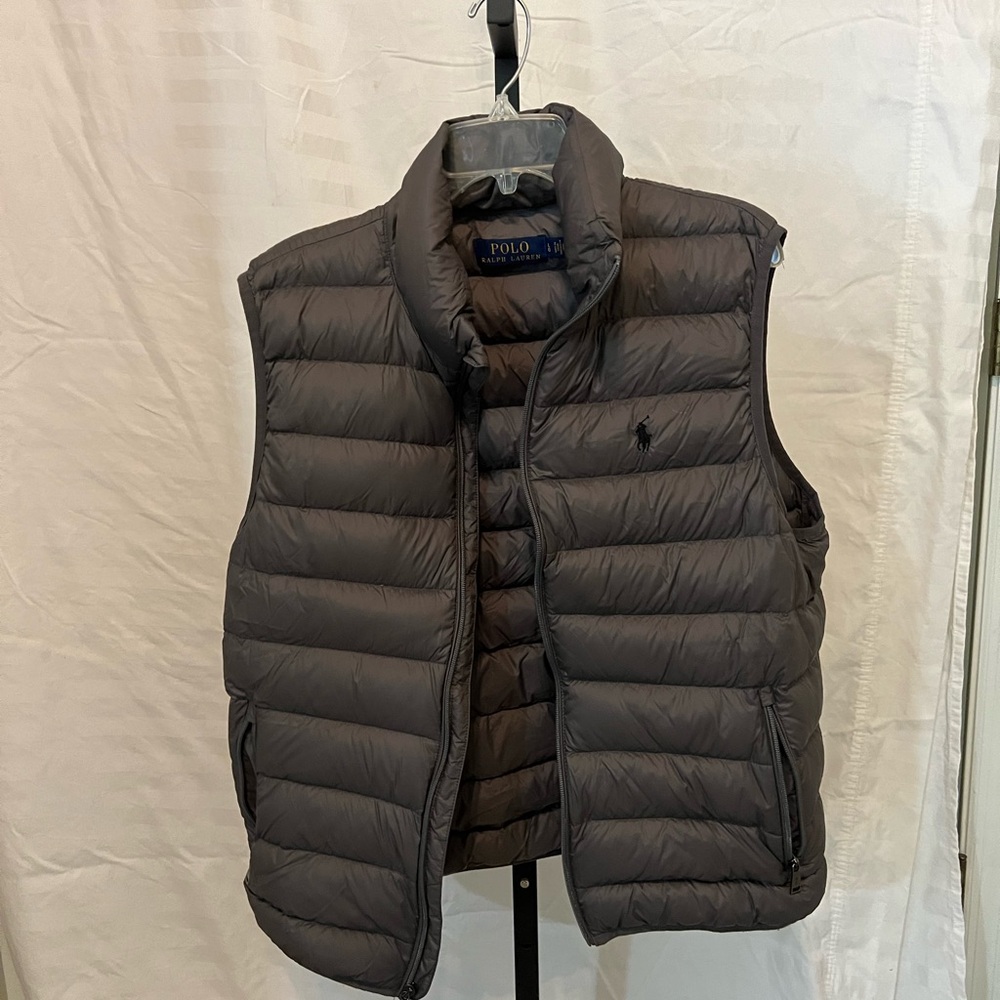 Ralph Lauren Men’s L grey down vest